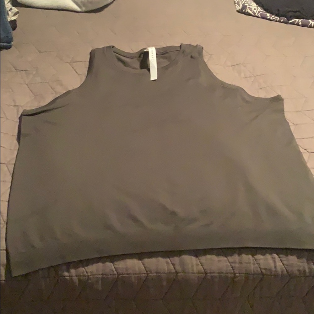 Lululemon swiftly breeze tank
